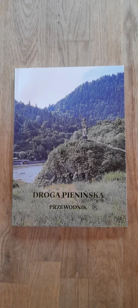 Publikacje do sprzedaży w PTTK w Szczawnicy.